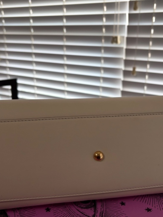 Gucci Handbag - Picture 6 of 7